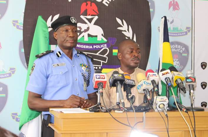 Jimoh Moshood and the alleged informant, Ismail Yakubu, during Thursday's press conference in Abuja