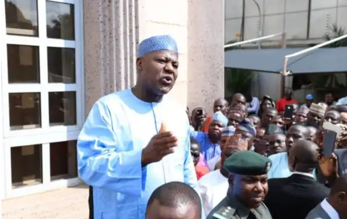 Dogara addressing his supporters.