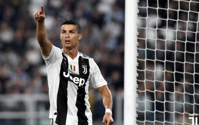 Ronaldo in Juventus colours