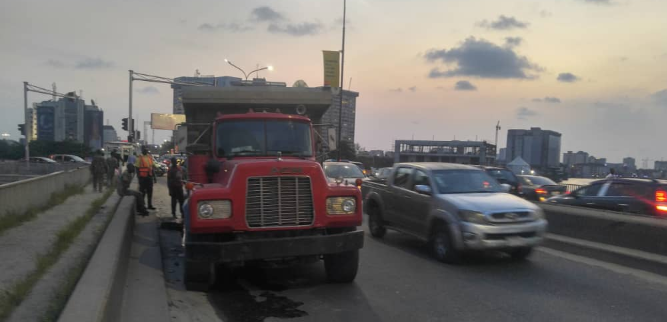 The faulty truck. Photo: LASTMA