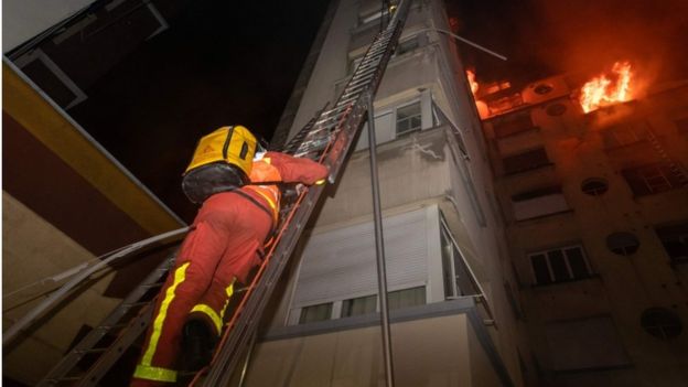 Apartment Fire in France Kills 10