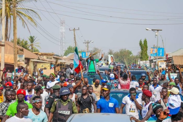 Governor Simon Lalong campaigns in Shendam endorsed by jailed Dariye