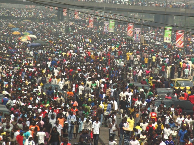 Nigerians Population and life expectancy
