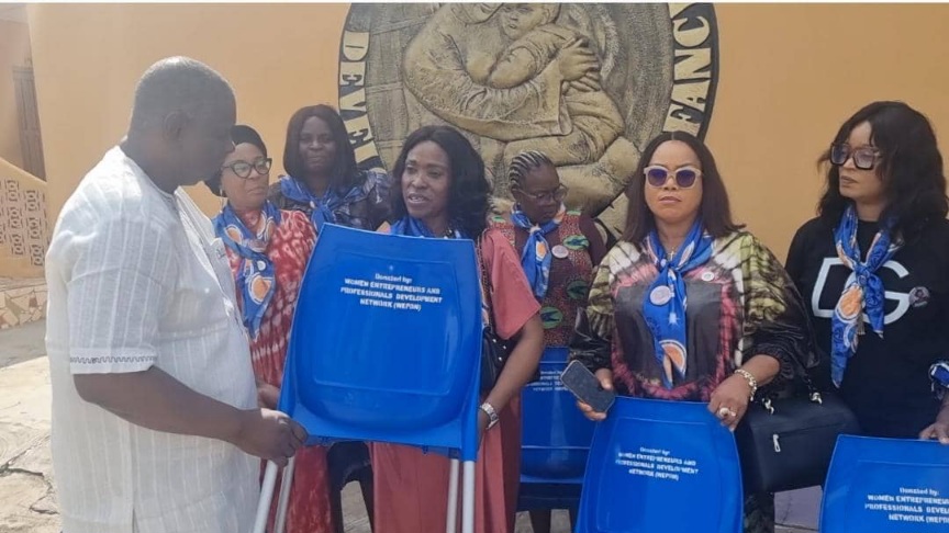 WEPDN president, Affi Israel Ibanga, presents 50 chairs to Alaba Royal College, Abeokuta, in honour of the late IyalodeAlabaLawson. .